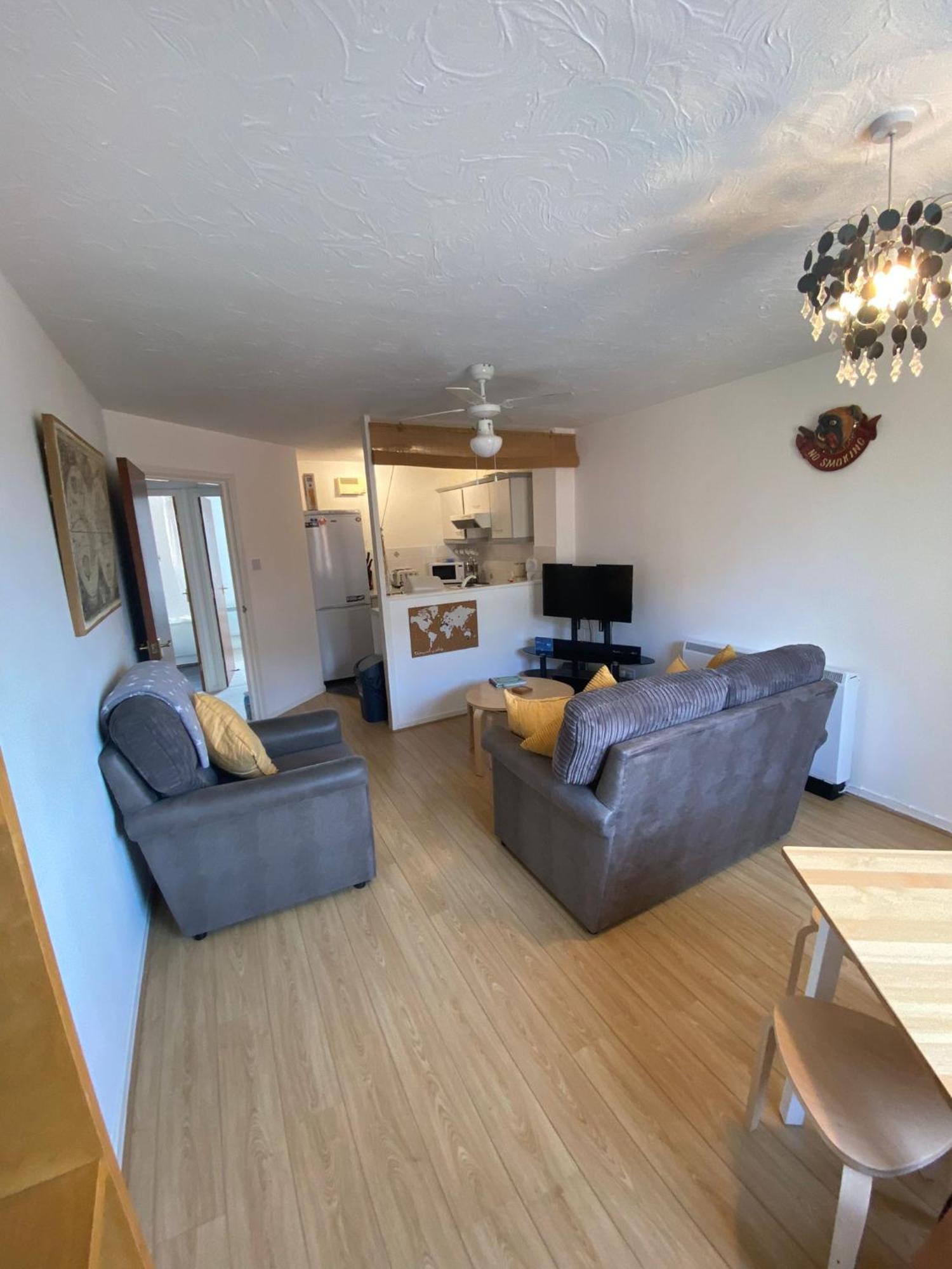 Cardiff Bay Apartment Ngoại thất bức ảnh